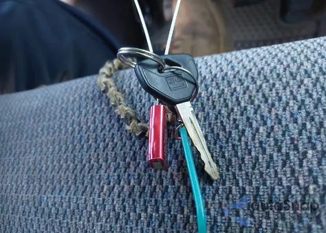 1998 Dodge Dakota Slt/Sport z USA, uszkodzony, nr VIN 1B7GL22XXWS703436